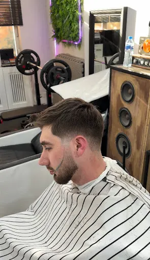 Dawid Barber